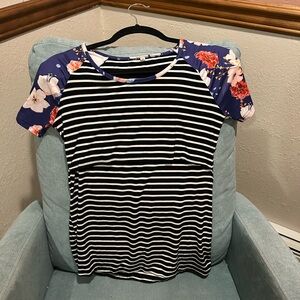 Floral Sleeve Striped Women's Nursing Top